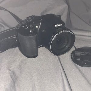 Nikon L830